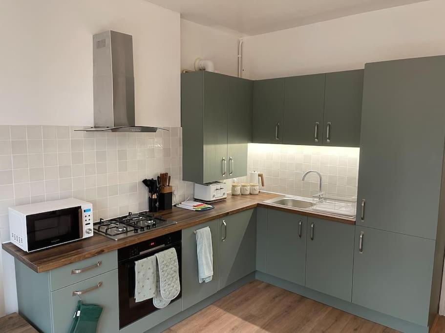 Apartment Flat 3, 297 Gillott Road, B16 0rt Birmingham